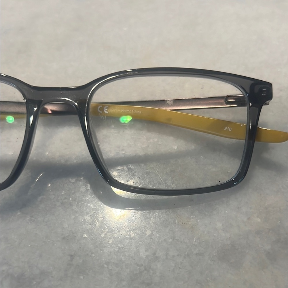 Nike Stylish Rectangular Glasses With Yellow Temp… - image 4